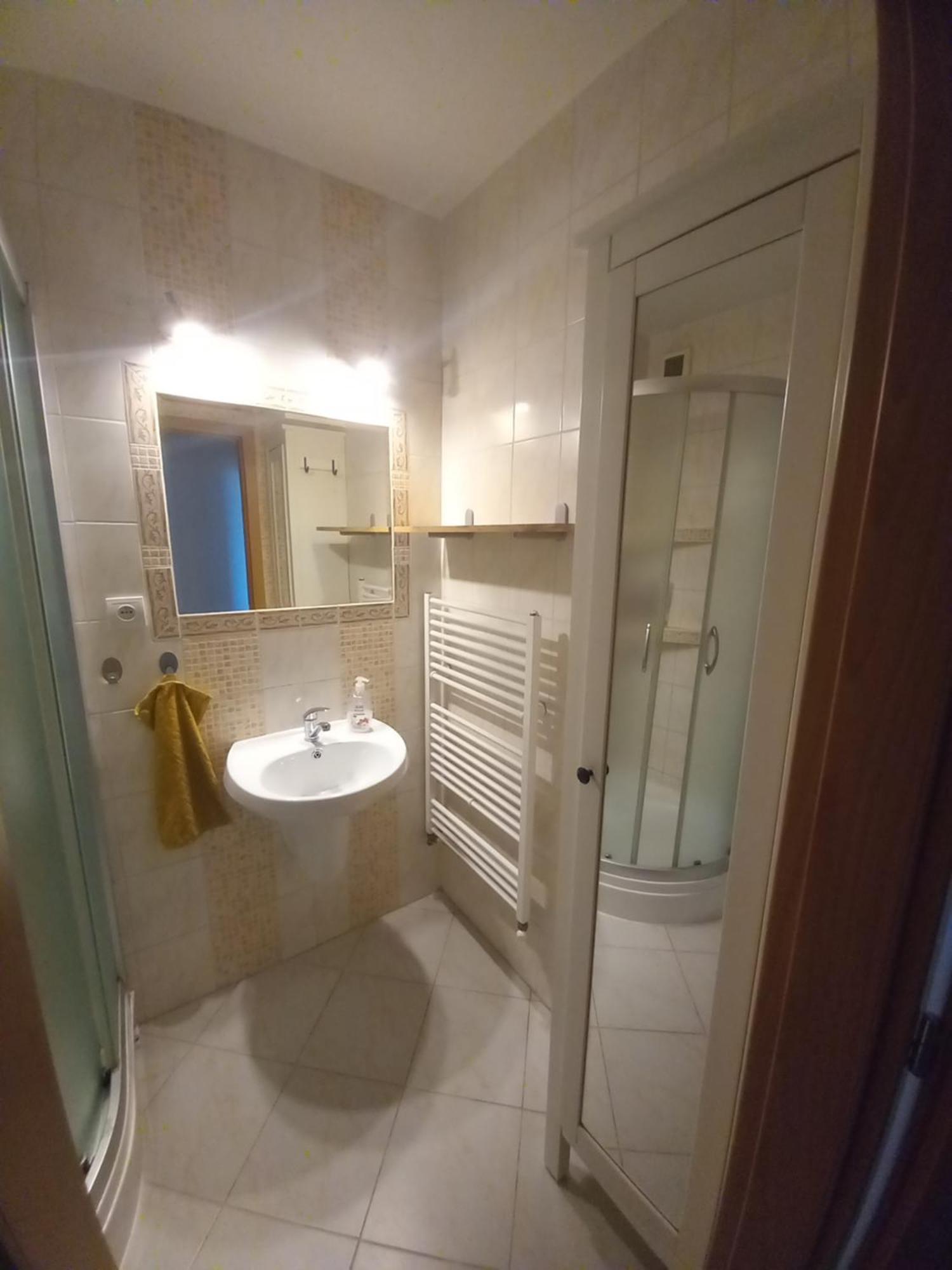 Apartman Lienka Free Parking City Centre Trenčín 外观 照片